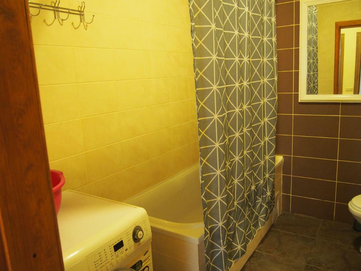 Dolphin Apartment Odessa Esterno foto